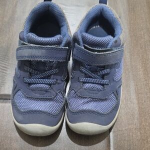 Stride Rite Navy Blue Kids Sneakers with Hook-and-Loop Strap